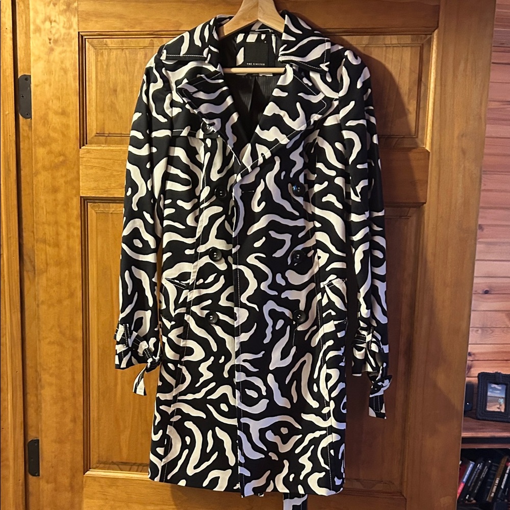 The Limited Black and White Patterned Long Sleeve Dress
